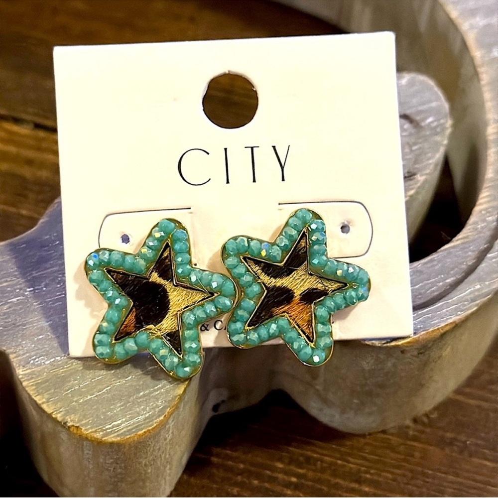 🆕🌿💚CITY: MINT CHEETAH STAR Genuine Leather Earrings